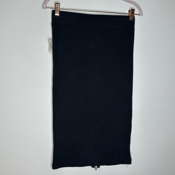 Better be black zip-front Ribbed skirt - Picture 4 of 5